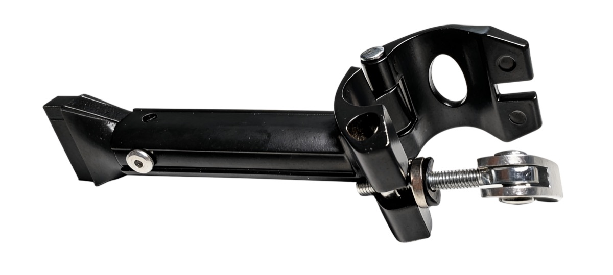 Tubular main body of the seatpost adapter